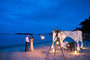 Sareeraya Villas & Suites