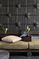 Sareeraya Villas & Suites