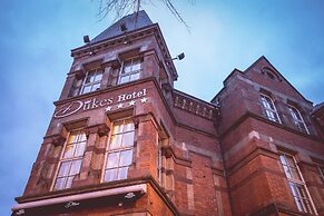 Dukes at Queens Boutique Hotel