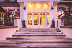 Dukes at Queens Boutique Hotel