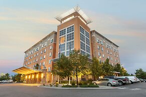 Cambria Hotel Denver International Airport