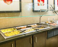 Cambria Hotel Denver International Airport