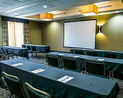 Cambria Hotel Denver International Airport