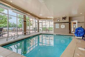 Cambria Hotel Denver International Airport