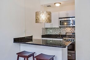 Midtown East 1 Bedroom DR08