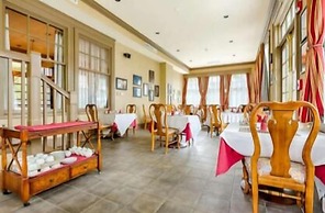 Gateways Inn & Restaurant