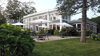 Gateways Inn & Restaurant