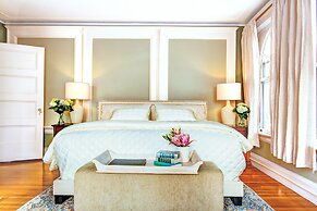 Gateways Inn & Restaurant