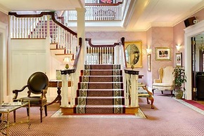 Gateways Inn & Restaurant