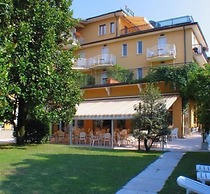 Hotel Bisesti