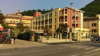 Hotel Bisesti