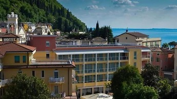 Hotel Bisesti
