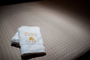 Pines Hotel