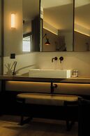 Niki Athens Hotel