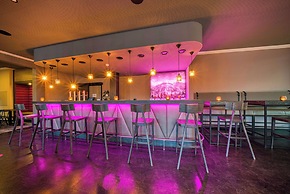 FourSide Hotel Salzburg, Trademark Collection by Wyndham