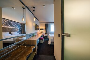 FourSide Hotel Salzburg, Trademark Collection by Wyndham