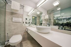 FourSide Hotel Salzburg, Trademark Collection by Wyndham