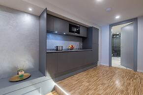 Locanda Leon Bianco on the Grand Canal