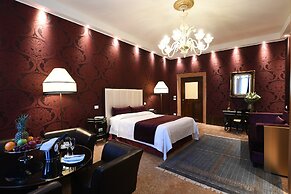 Locanda Leon Bianco on the Grand Canal