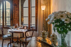 In Piazza della Signoria - Residenza d'Epoca