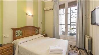 Hostal Girona