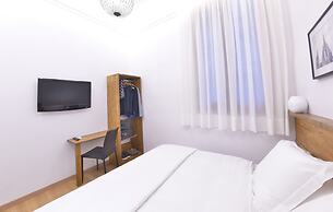 Hostal Girona
