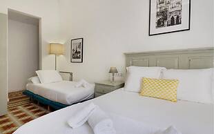 Hostal Girona