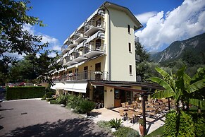 Eco Hotel Benacus