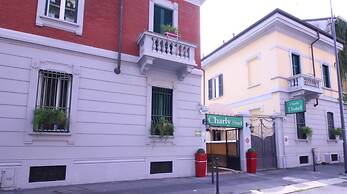 Charly Hotel
