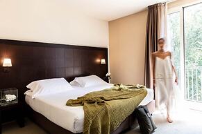 Sweet Hotel