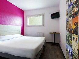 hotelF1 Reims Tinqueux