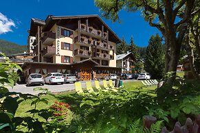 Hotel Alpina