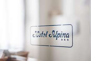 Hotel Alpina