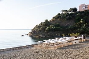 Les Elmes - Hôtel, Spa & Plage Privée