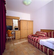 Hotel Ariston