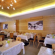 Hotel Ariston