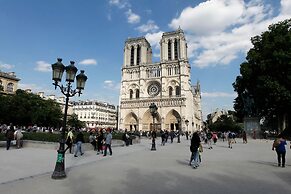 Hôtel des Deux-Iles - Notre-Dame