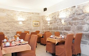 Austin's Arts et Métiers Hôtel