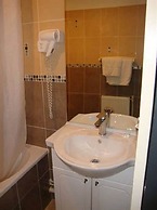 Luxor Bastille Hôtel