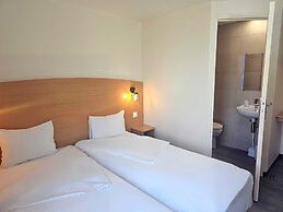 Hotel initial by balladins Roissy CDG / Saint-Mard