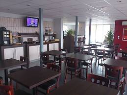 Hotel initial by balladins Roissy CDG / Saint-Mard