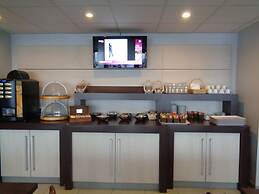 Hotel initial by balladins Roissy CDG / Saint-Mard