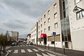 Hotel Milton (ex Gis Hotel)