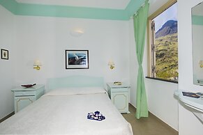 Hotel Ossidiana Stromboli Center