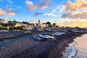 Hotel Ossidiana Stromboli Center