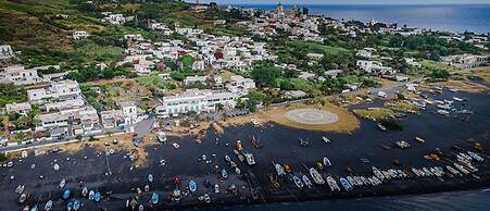 Hotel Ossidiana Stromboli Center