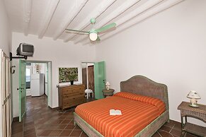 Hotel Ossidiana Stromboli Center