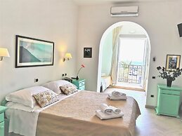 Hotel Ossidiana Stromboli Center