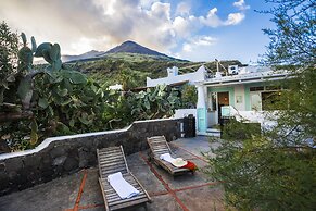 Hotel Ossidiana Stromboli Center