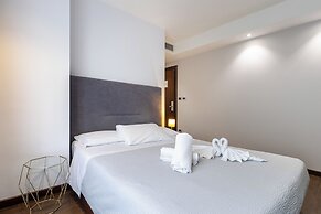 Aston Hotel